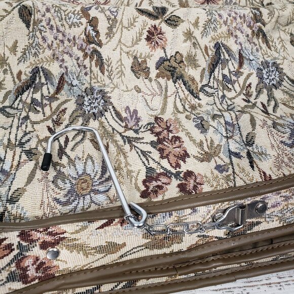 Vintage Jordache Floral Tapestry Garment Bag  for Travel Vacation Flights - Picture 6 of 9